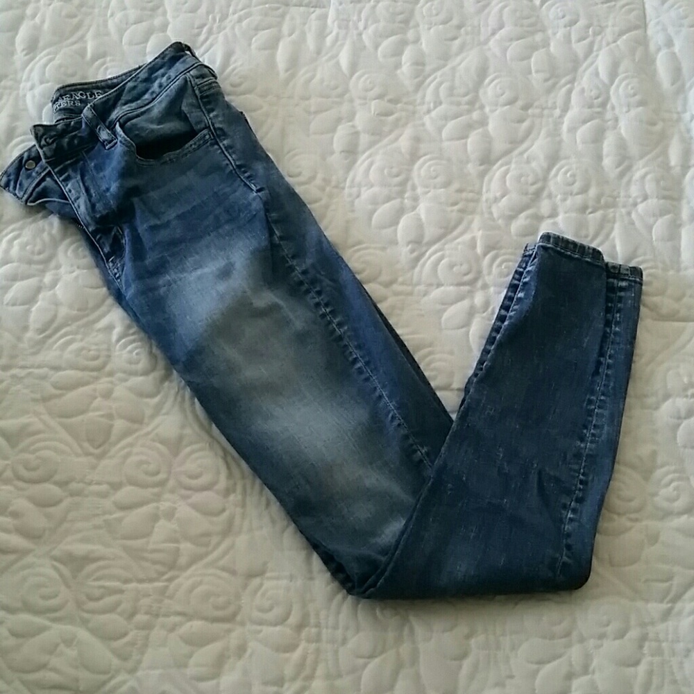 American Eagle Hi-Rise Jegging